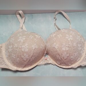 Victoria Secret Cream Lace Push Up Bra
